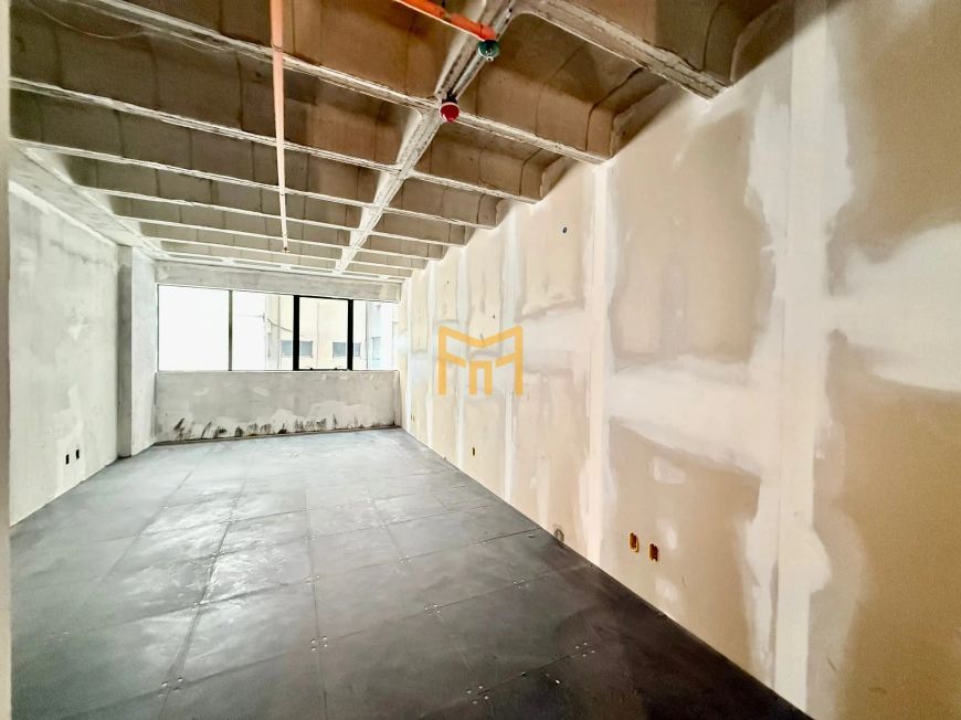 Quadra Braz Corporate - Sala com 34 m²