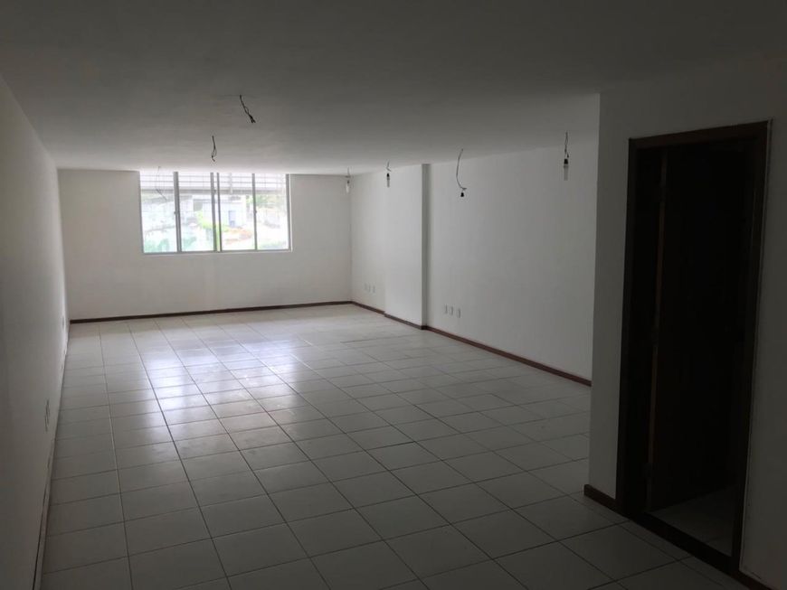 Centro Empresarial Bolonha | Sala Comercial | 60m² | 01 Vaga |