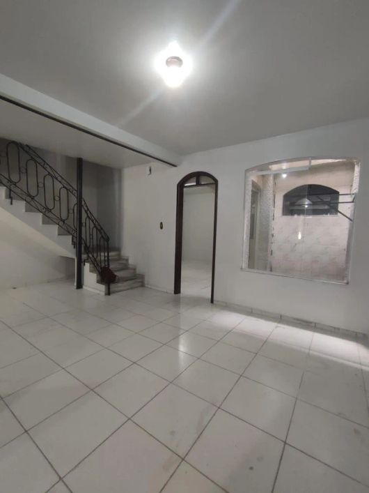 Alugo Prédio comercial/Residencial