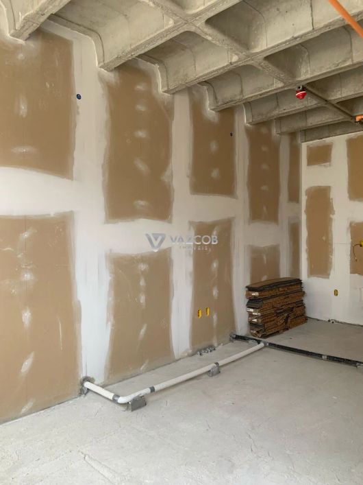 Sala comercial na Brás de Aguiar em Nazaré - Edifício Quadra Brás Corporate