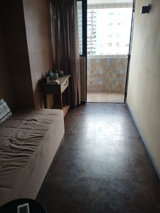 Sala comercial mobiliada com 33m2 para locação no Edifício Infinity Corporate Center, Marco