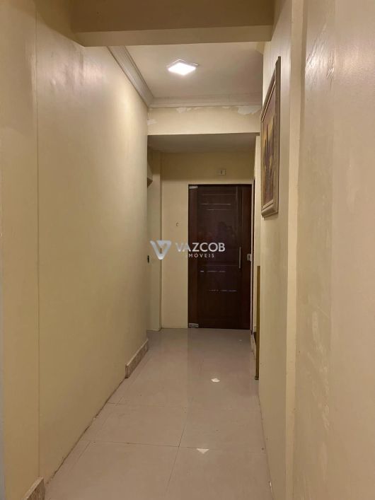 Prédio comercial com 09 salas no Umarizal