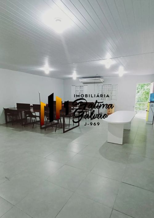 Alugo Salas nos Altos Para Coworking / São Brás