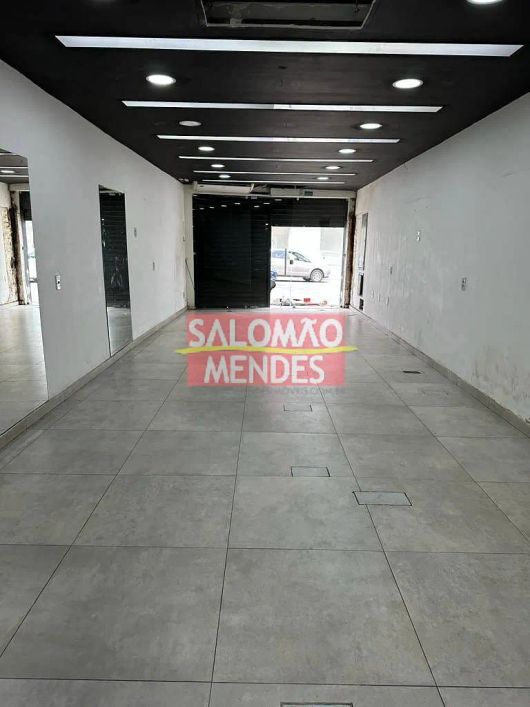 Lojão junto ao Shopping Pátio na Padre Eutíquio.