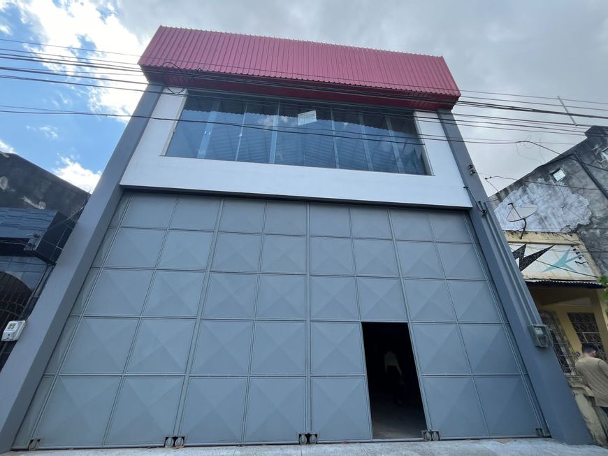GALPÃO PARA ALUGUEL 720M². PE DIREIRO 11M² Pedreira - Belém - PA