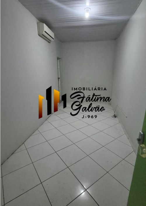 Alugo Prédio Comercial em São Brás.