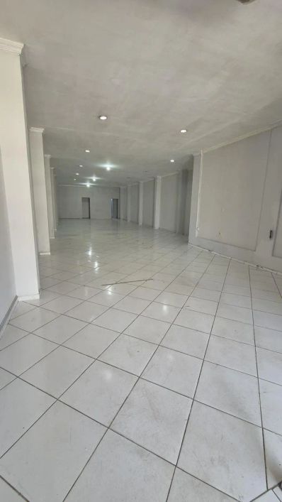 Imóvel para aluguel possui 238 metros quadrados com 5 quartos em São Brás - Belém - PA
