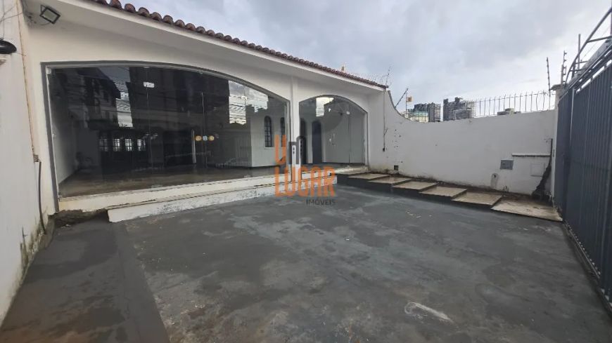 Casa para aluguel com Piscina e 3 Quartos na Boaventura, Reduto