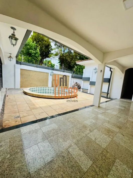 Casa para aluguel com Piscina e 3 Quartos na Boaventura, Reduto