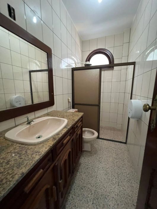 Imóvel para aluguel tem 289 metros quadrados com 4 quartos em Umarizal - Belém - PA