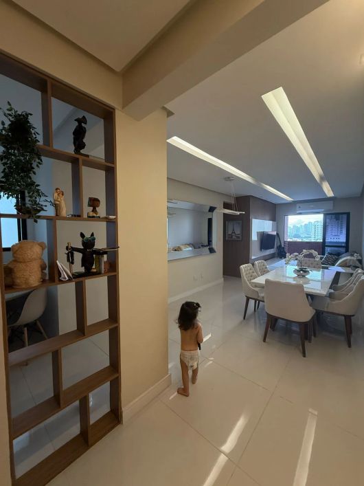 ALUGO APARTAMENTO 3/4 NO EDIFÍCIO ANGRA DOS REIS
