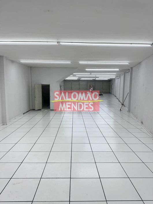 Lojão de 520 m2 junto ao Pátio Belém