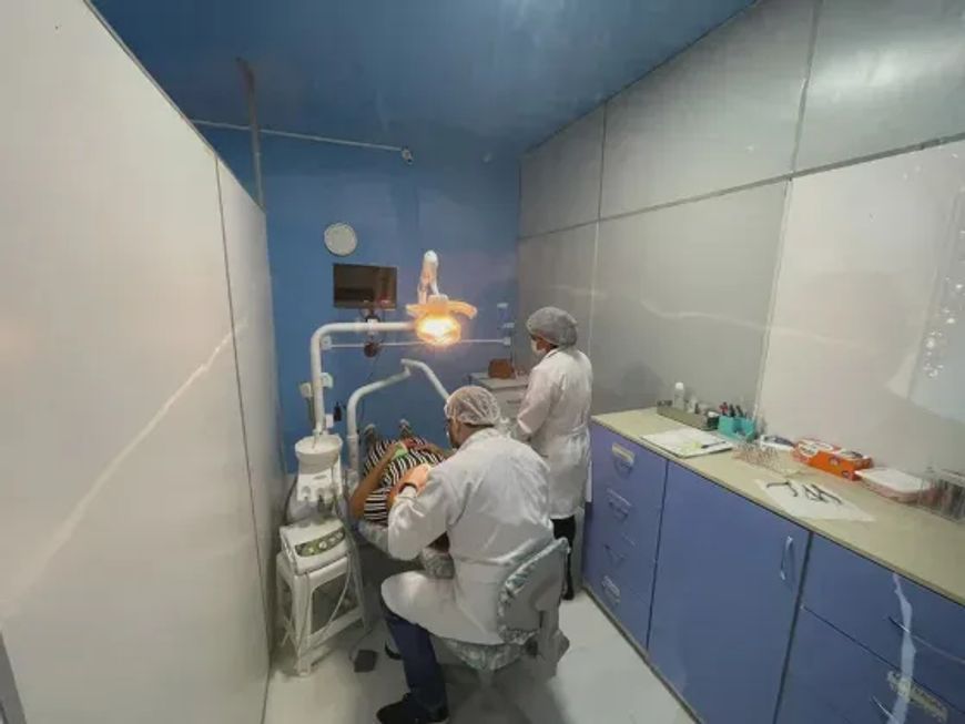 Aluga-se prédio comercial na Cremação, 250m², 4 salas com banheiro, 2 salas de atendimento, 3 vagas