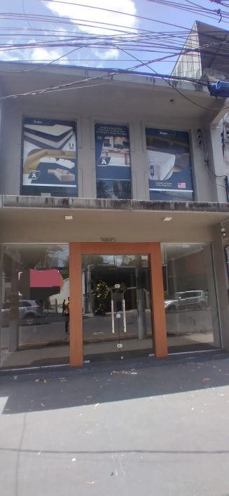 Prédio comercial para aluguel na Travessa Padre eutiquio Bairro Batista Campos Belém - PA