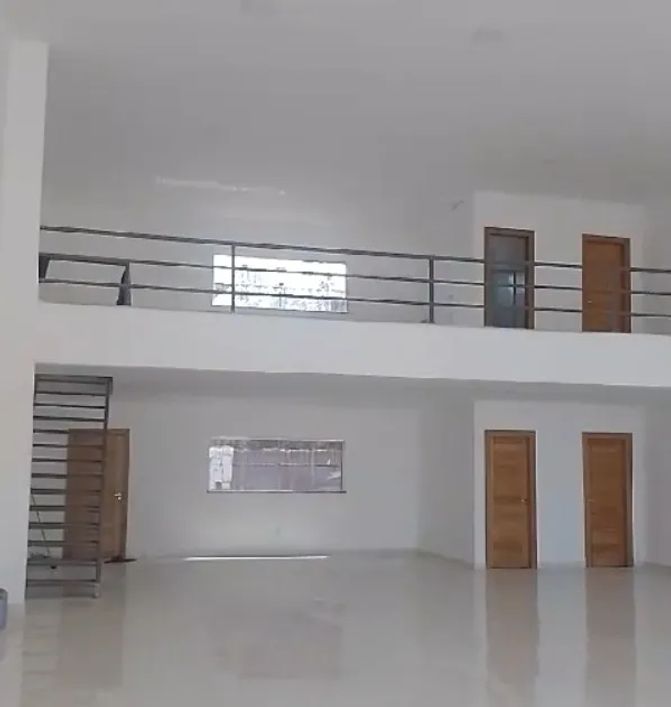 Ponto comercial/Loja/Box para aluguel possui 250 m² em Umarizal - Belém - PA