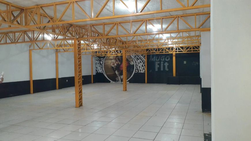 Imóvel comercial com 2 pavimentos, 435m2 para Locação na Rua Mundurucus, Jurunas
