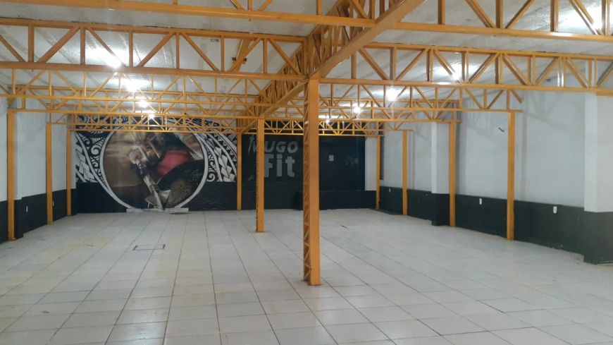 Imóvel comercial com 2 pavimentos, 435m2 para Locação na Rua Mundurucus, Jurunas
