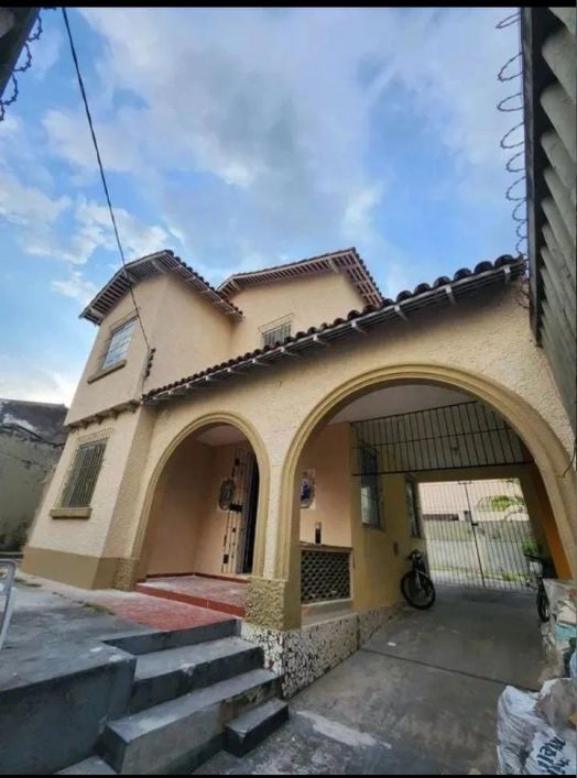 Imóvel de 2 pavimentos com 364 m² e 8 vagas! - Belém - PA