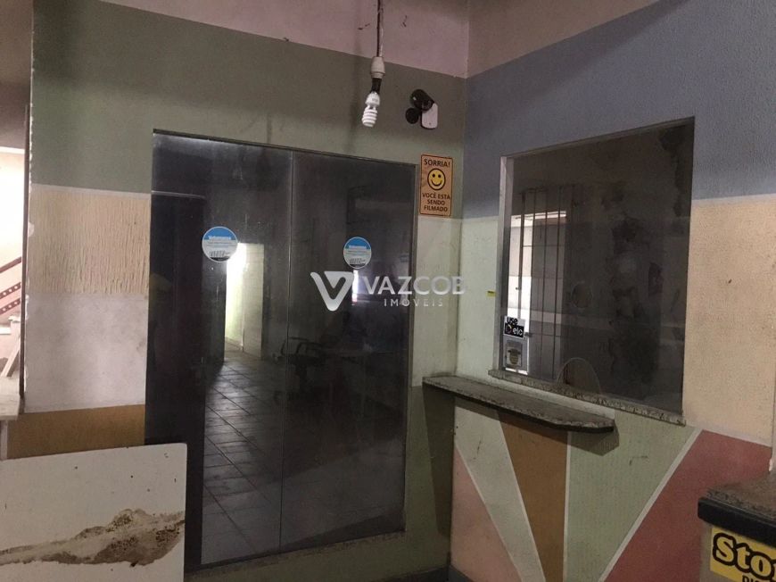 Casa - prédio localizado na Avenida Magalhães Barata em São Brás