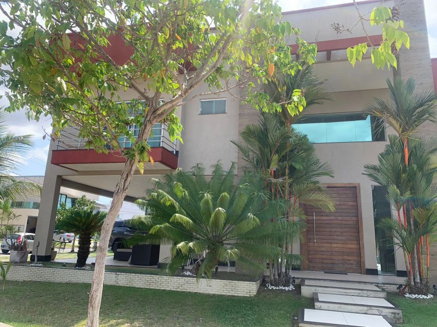 Imóvel para venda possui 550 m² com 4 suítes, piscina em Parque Verde - Belém - PA