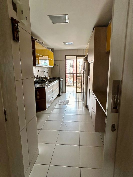 Alugo no Umarizal com5 suítes + 3 vagas