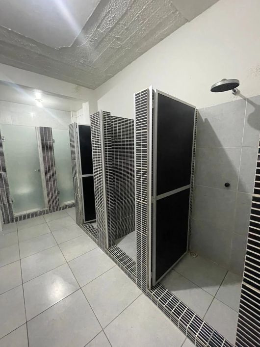 Aluga - se excelente ponto comercial na rua dos Mundurucus