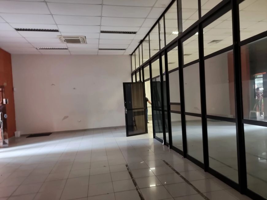 IMÓVEL COMERCIAL