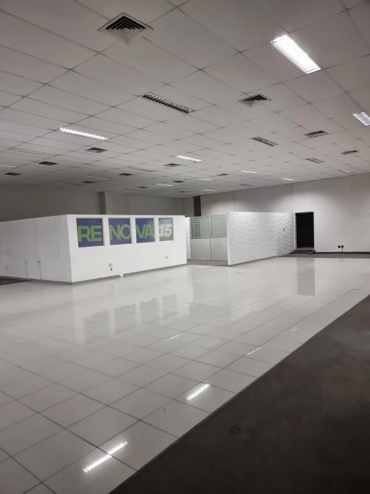 IMÓVEL COMERCIAL