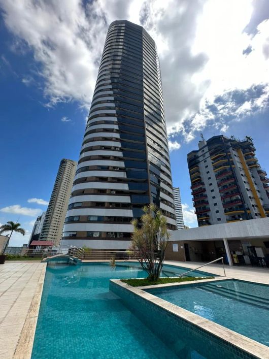 Uranus Garden 4 Suites, 3 Vagas de garagem Alugo em Umarizal - Belém - PA