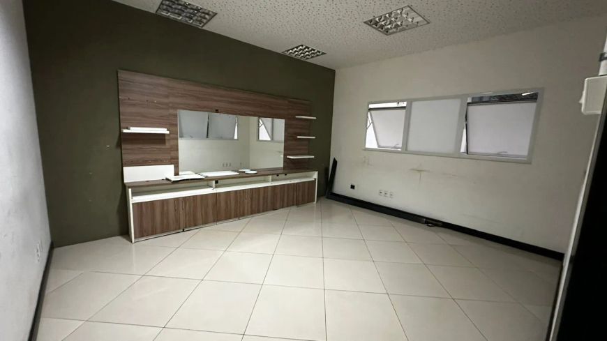 Aluga-se Galpão + Prédio Comercial de 1.541m² na Pedreira - Belém/PA