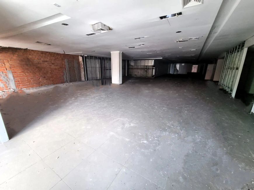 Prédio/Edifício inteiro para aluguel com 1200 m² na Padre Eutíquio - COM0106WG