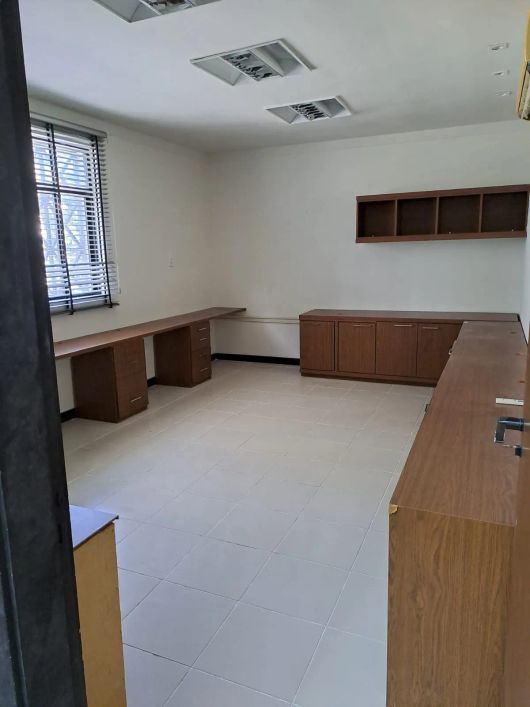 ALUGO PRÉDIO COMERCIAL 329m2 , Bairro Umarizal