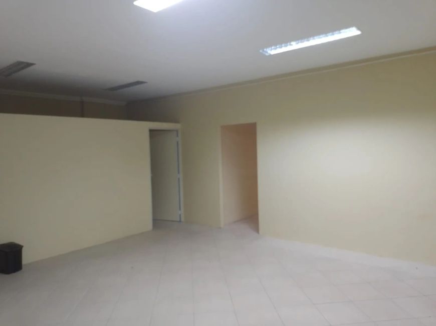 Prédio Comercial na Antônio Barreto