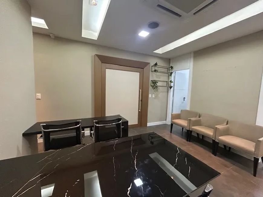 Edif. Village Office. Sala comercial de alto padrão, mobiliada, com 87 m². Umarizal - Belém - PA