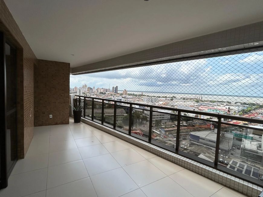 alugo apto com 5 suítes tem 200 metros quadrados no Umarizal - Belém - PA