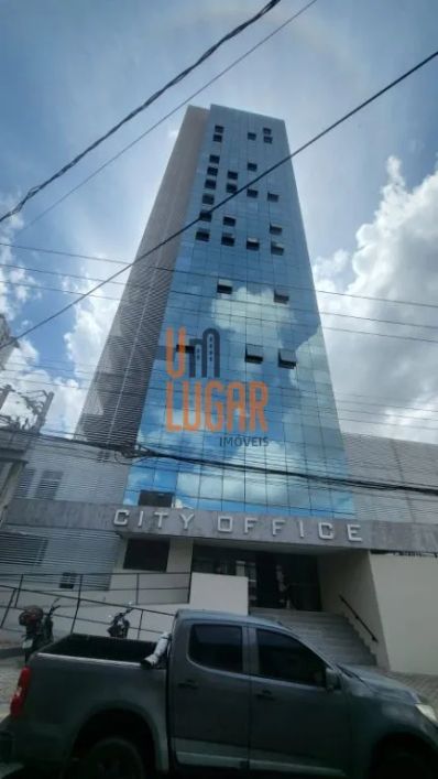 Um Lugar Imóveis Vende ou Aluga Sala Comercial Ampla no Ed. City Office