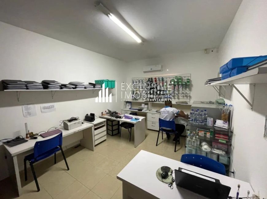Imóvel para aluguel possui 255 metros quadrados em Cremação - Belém - PA