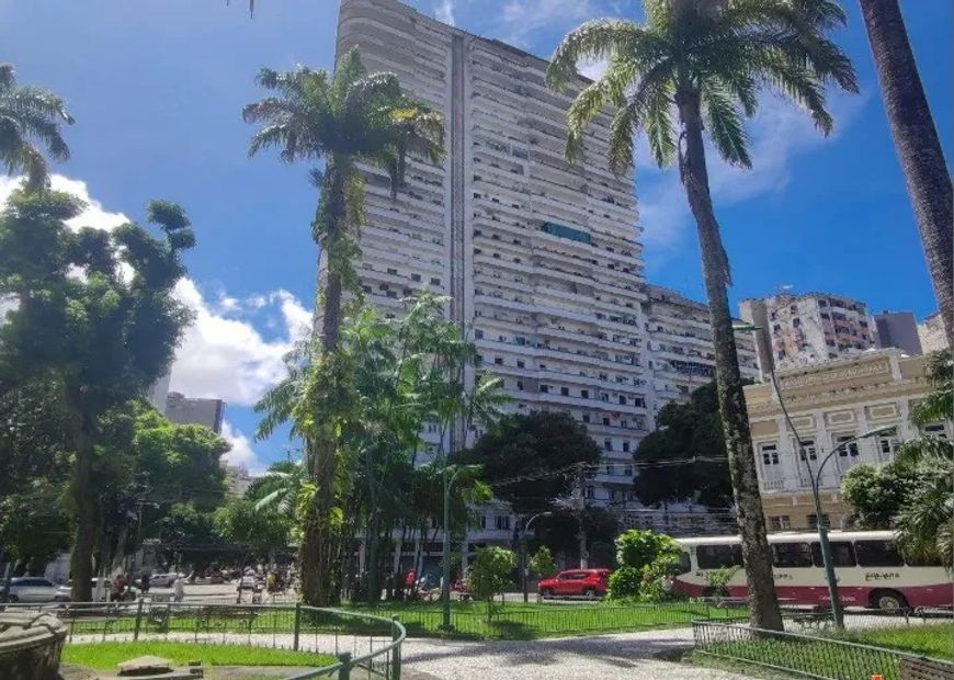 RR 30 Alugo Na Frente da Praça República