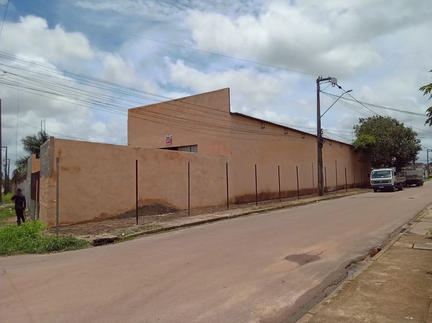 Alugo Galpão 400 m2 no Tapanã - próx Rd. Arthur Bernardes