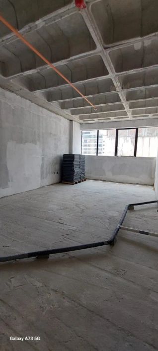 Alugo Sala Comercial no Ed. Quadra Brás