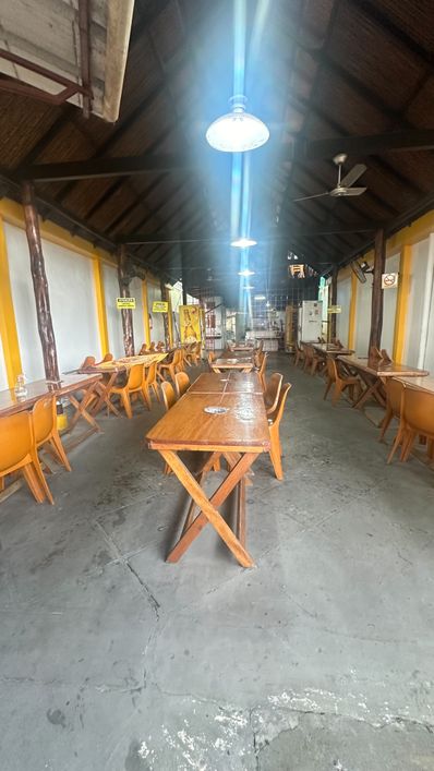 Ponto comercial/Loja/Box para aluguel com 430 metros quadrados em Pedreira.