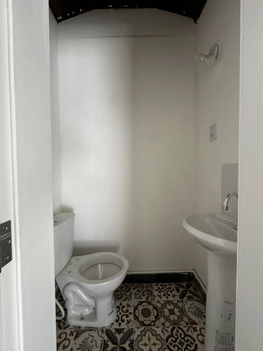Imóvel para aluguel com 15 metros quadrados banheiro em Batista Campos - Belém - PA