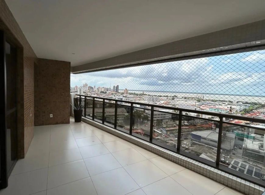 Alugo Apartamento de Alto padrão com 4 suítes, 3 vagas no Ed. Uranus Garden Umarizal