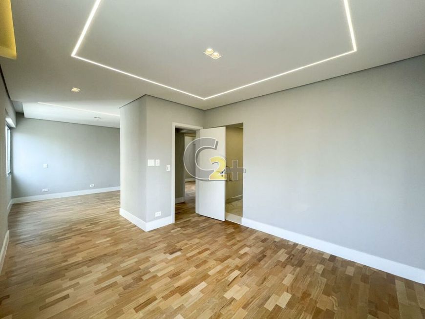Apartamento todo reformado em localização nobre de Perdizes!