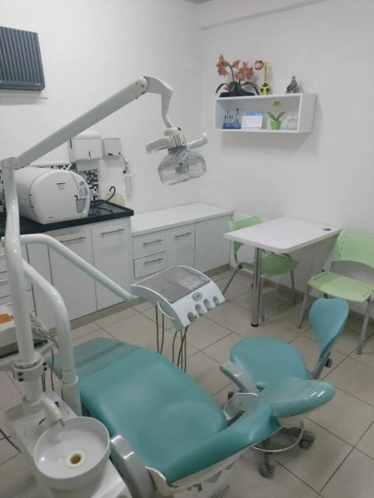 Alugo sala comercial em Galeria, toda mobiliada no Bairro de Nazaré, Incluso energia, iptu e água.