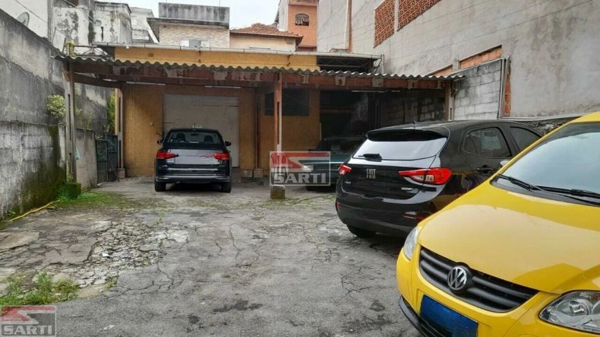 TERRENO PLANO LOCALIZADO NO BAIRRO DO PARQUE PERUCHE METRAGEM DE 10,00 X 42,00