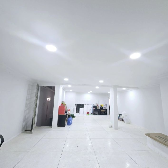 PONTO COMERCIAL ALTOS NA 9 DE JANEIRO