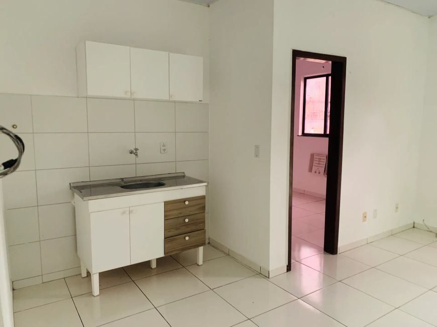 Alugo Apartamento 1/4 na Cremação.