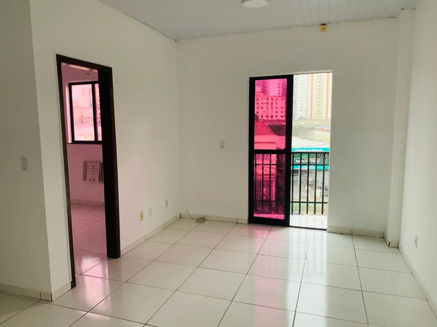 Alugo Apartamento 1/4 na Cremação.