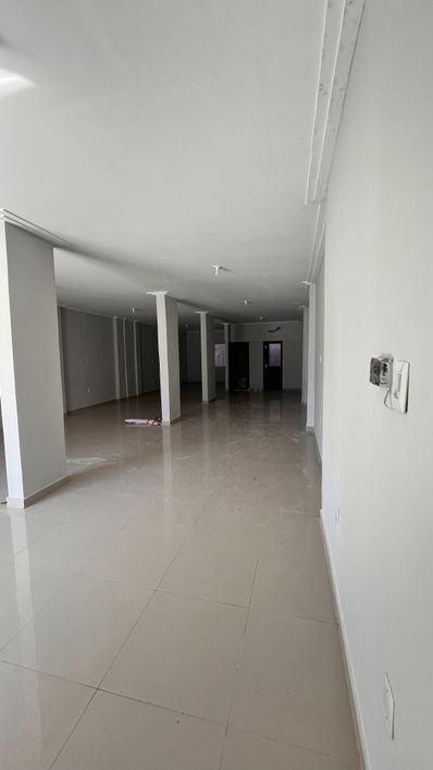 Alugo Ponto Comercial-14 de abril em Belém